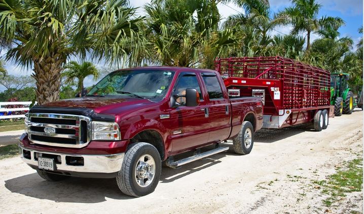 How Much Does it Cost to Paint a Truck - DIY & Professionally