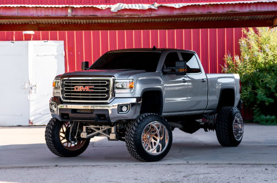 The Pros and Cons of Having a Lift Kit