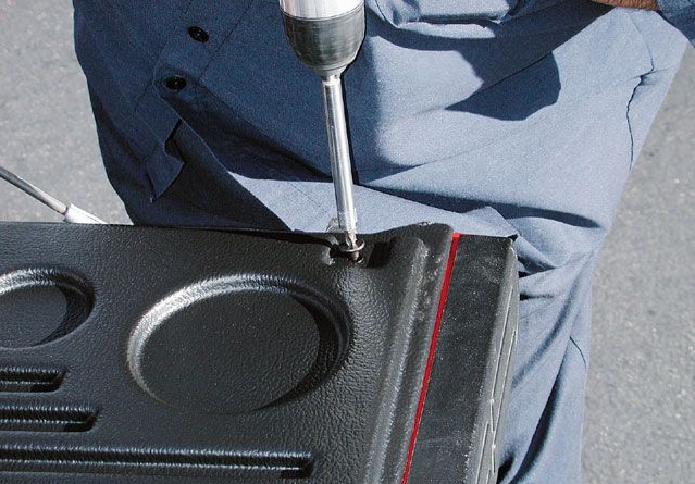 How to Remove Plastic Bedliner
